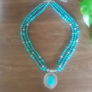 NWT Chicos Faux Turquoise Necklace